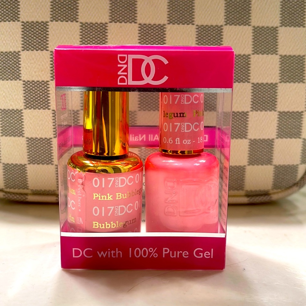 DND DC 017 Pink Bubblegum Gel set